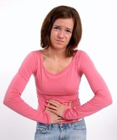 abdominal pain in a woman with gastritis